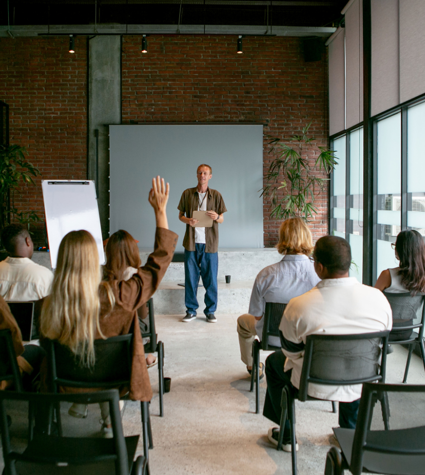 equipo de trabajo orientando